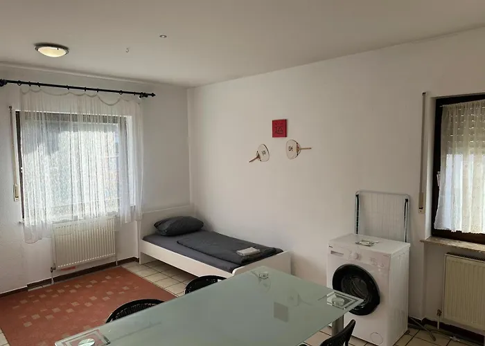 דירה Arbeiterapartment Mit 2 Betten, Kueche, Bad *
